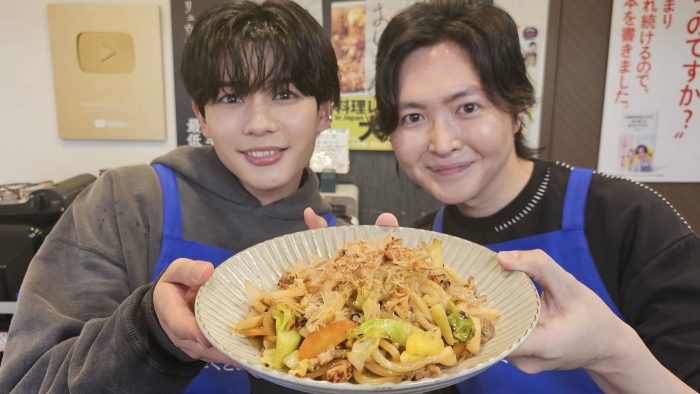 なにわ男子・長尾謙杜が料理研究家リュウジ考案レシピで映画『おいしくて泣くとき』に登場する料理を再現！コラボ動画公開