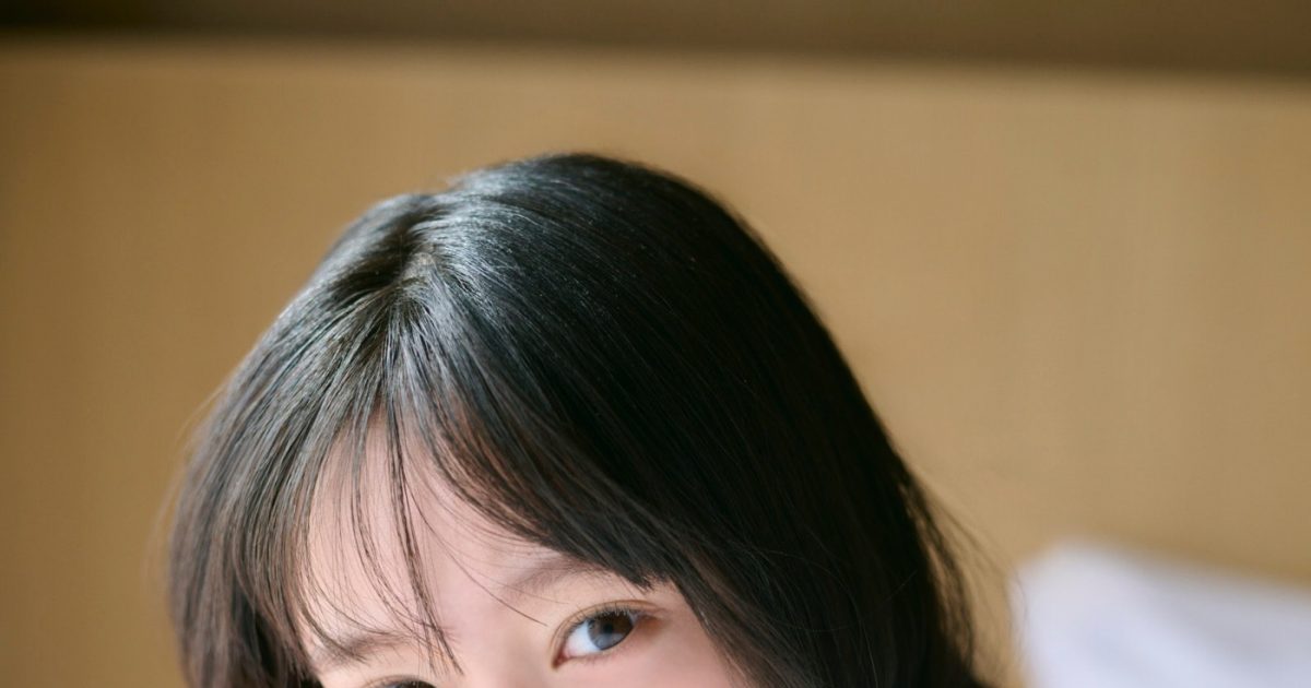 私立恵比寿中学・仲村悠菜1st写真集『17。』カバーデザイン解禁 – 画像