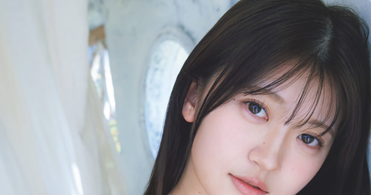 乃木坂46五期生・冨里奈央＆小川彩が『週プレ』最新号で巻頭グラビアを