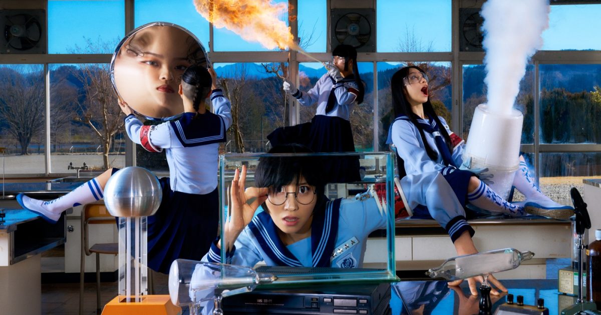 新しい学校のリーダーズ、結成10周年記念ベストアルバムのリリースが