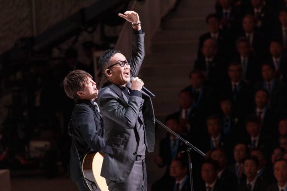 【レポート】コブクロ、大阪・関西万博開会式にてオフィシャルテーマソング「この地球（ほし）の続きを」を披露