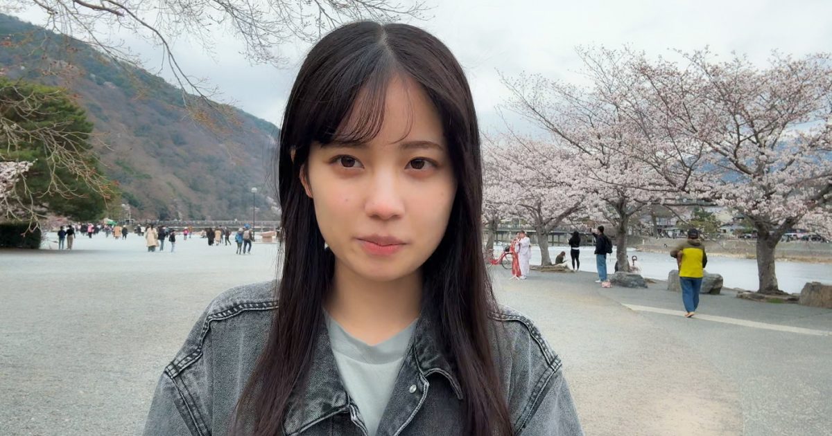 櫻坂46 勝又春 直筆サイン入り 生写真 ヨリ 勝又春 櫻坂46 四期生 お披露目制服 生写真 直筆サイン ヨリ