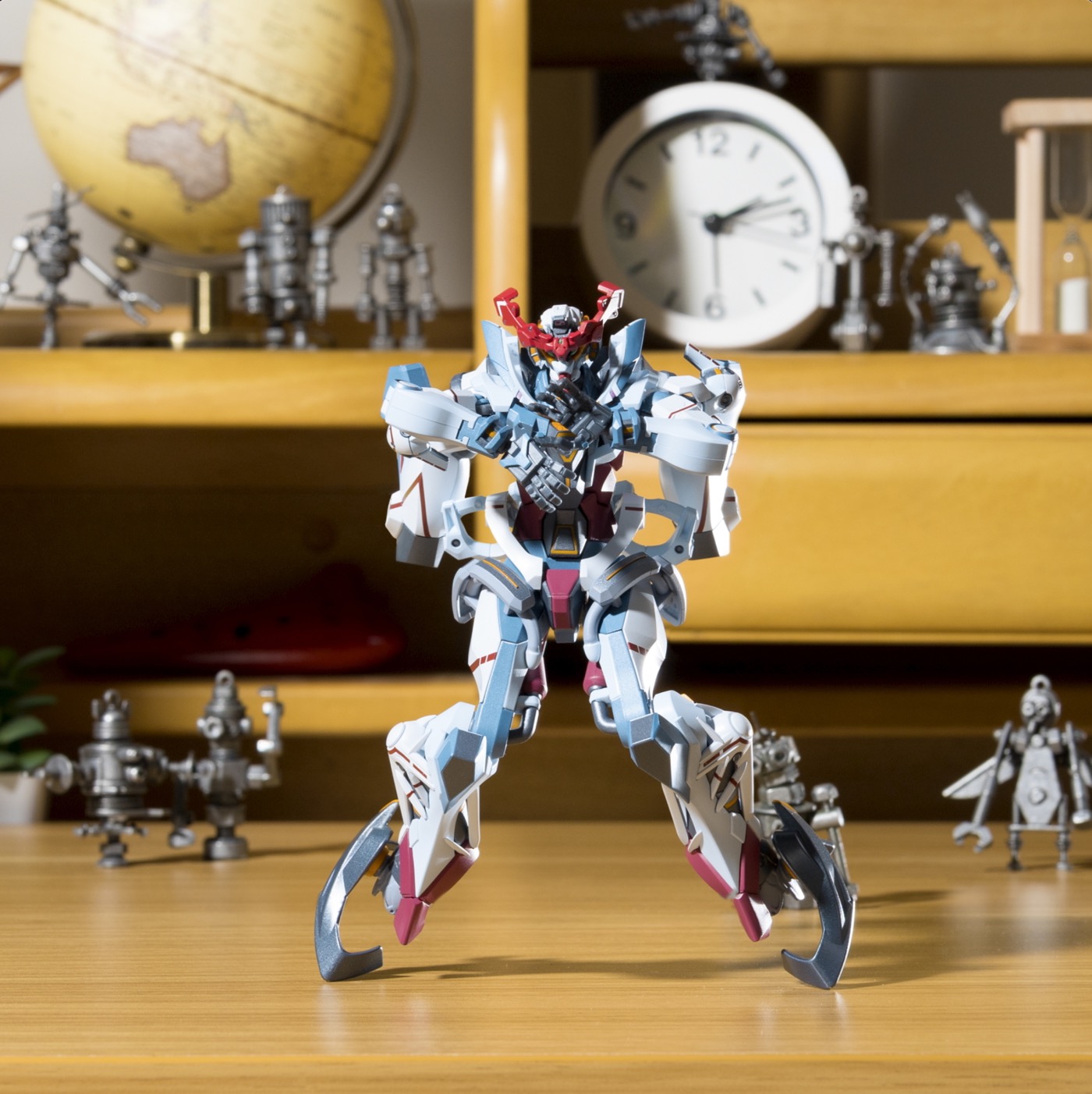 米津玄師のSNSに「Plazma」の楽曲に合わせてガンダムが踊るストップモーション動画が突如公開