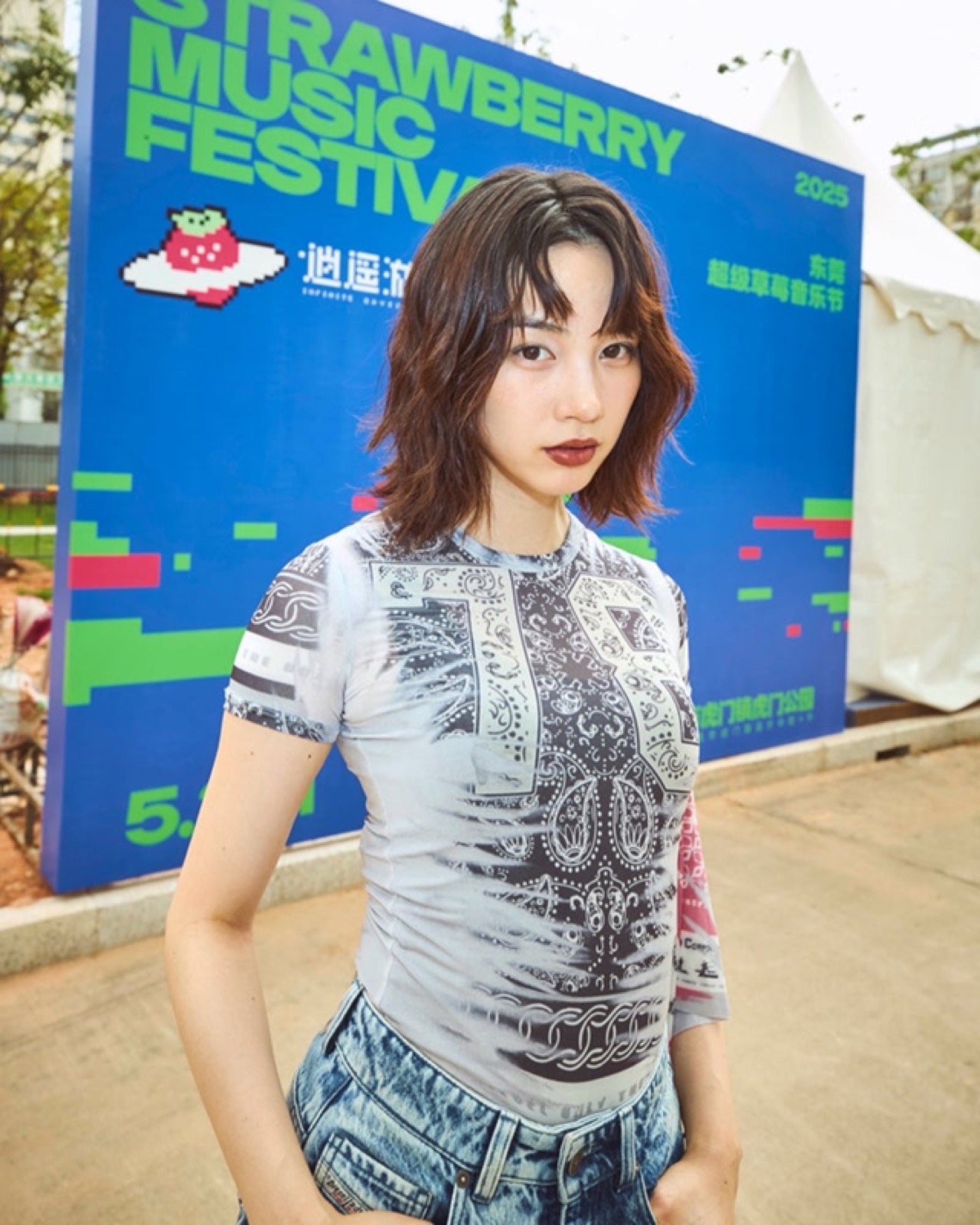 のん、中国フェス『STRAWBERRY MUSIC FESTIVAL』出演時のライブ写真やオフショットを大量投下