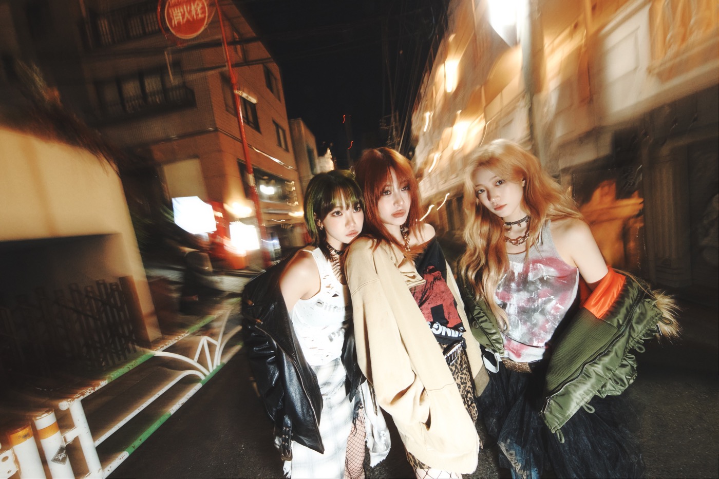 LE SSERAFIM DIFFERENT WSJ 2回目 LD コンプリート DIFFERENT【CD MAXI】 | LE SSERAFIM | UNIVERSAL MUSIC STORE