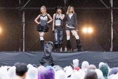 【レポート】IS:SUE、NANOの地元新潟で米フェスに初登場！上越高校ダンス部と最新曲「SHINING」コラボステージも