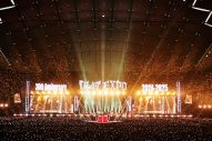 【ライブレポート】hydeがTERUの頬にキス！GLAY、約束の地・東京ドームで戦友hydeと共演。「夢のような時間」（TERU） - 画像一覧（4/4）