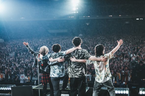 【ライブレポート】Official髭男dism、スタジアムツアーを完走！「今日はネガティブなものが何ひとつない素晴らしい日にしたい！」