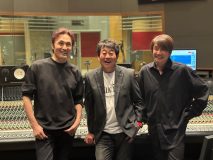 TUBEコラボアルバム詳細決定！GACKT、FRUITS ZIPPER、近藤真彦ら全8組参加