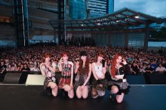 【レポート】LE SSERAFIMシングル「DIFFERENT」発売記念ショーケースが大盛況！「HOT -Japanese ver.-」の初披露も