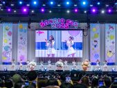 【ライブレポート】＝LOVE『SANRIO FES 2025』出演！話題の新曲「とくべチュ、して」に加えサンリオキャラとのコラボも - 画像一覧（1/5）