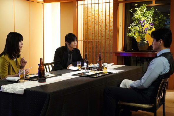 新日曜ドラマ『DOCTOR PRICE』第1話を振り返る新規場面写真が到着！岩田剛典と蒔田彩珠からのコメントも