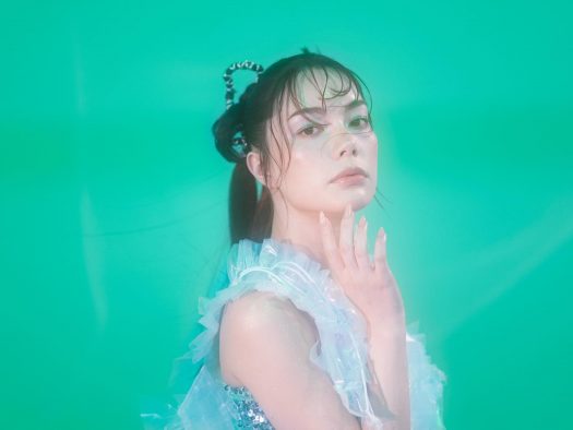 安田レイ、両A面シングル「光のすみか / BROKEN GLASS」発売決定！ライブツアー開催発表