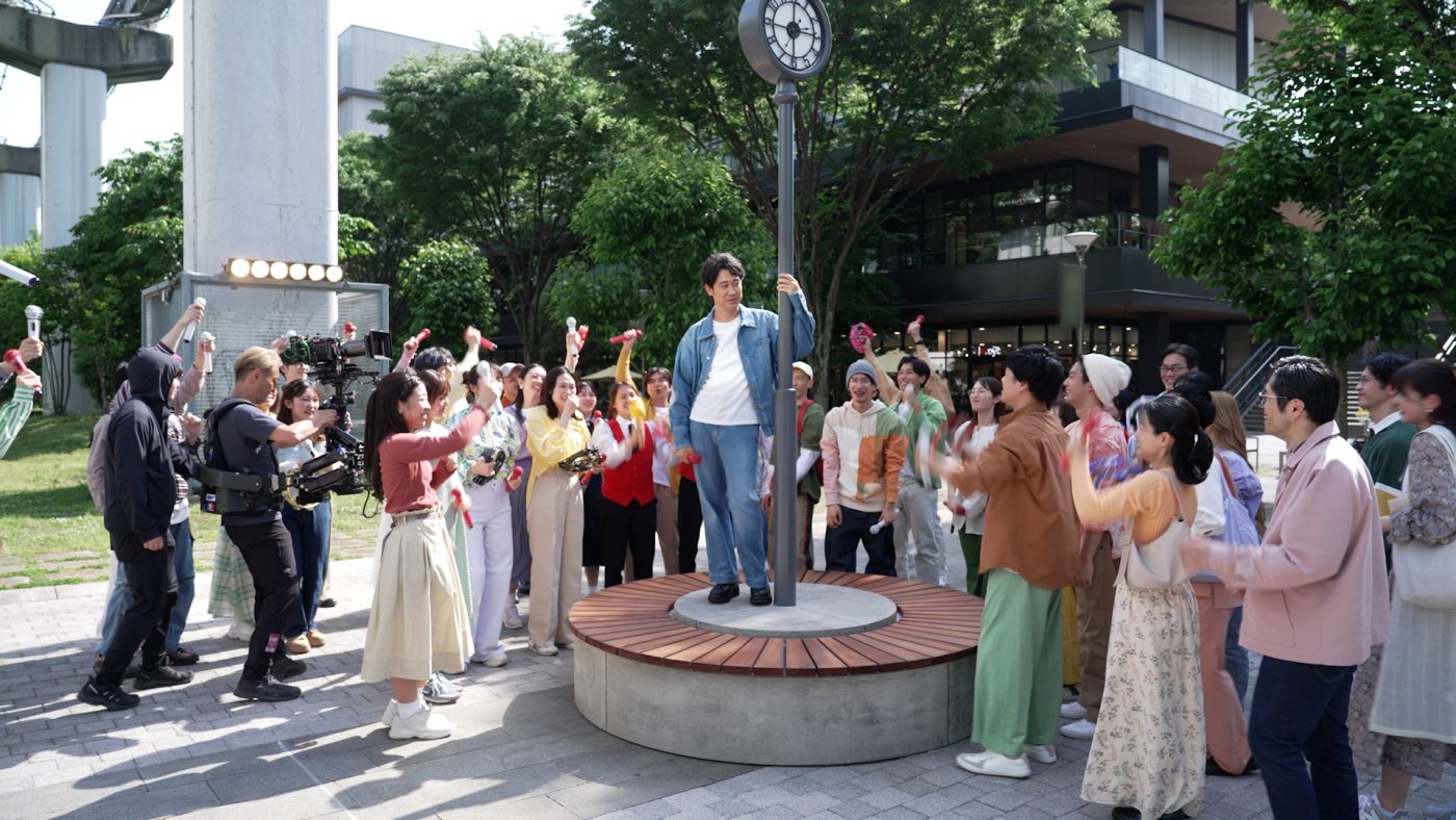 大泉洋、“LIVE DAM WAO!”新TVCMで歌って踊る！「ここ最近の仕事の中でいちばん大変でした」 - 画像一覧（12/17）