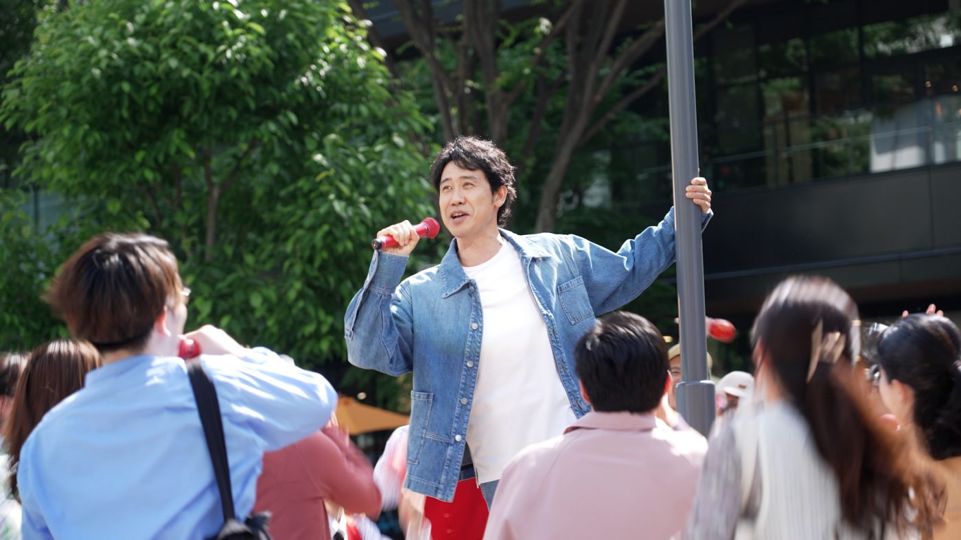 大泉洋、“LIVE DAM WAO!”新TVCMで歌って踊る！「ここ最近の仕事の中でいちばん大変でした」 - 画像一覧（14/17）