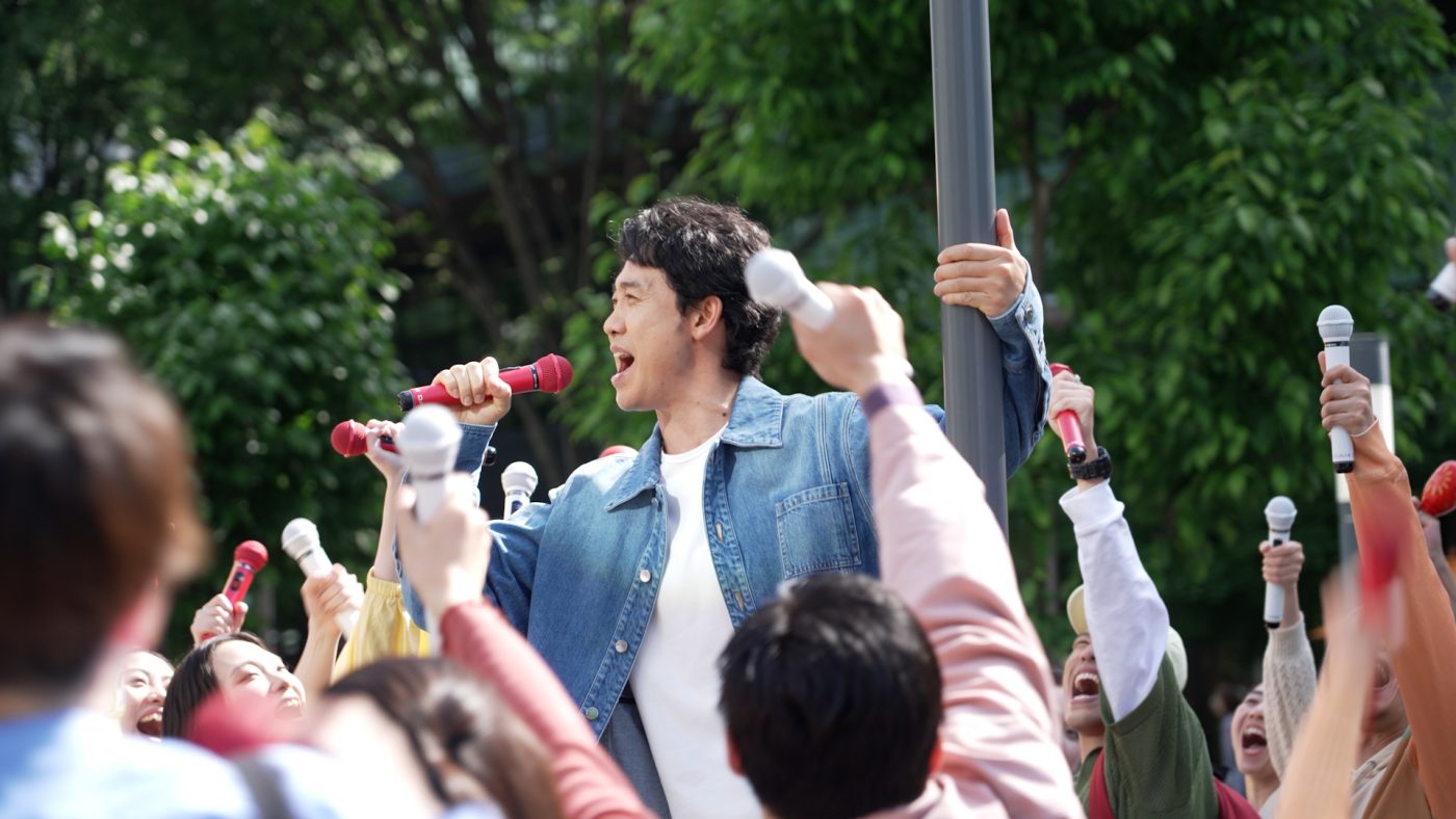 大泉洋、“LIVE DAM WAO!”新TVCMで歌って踊る！「ここ最近の仕事の中でいちばん大変でした」 - 画像一覧（15/17）