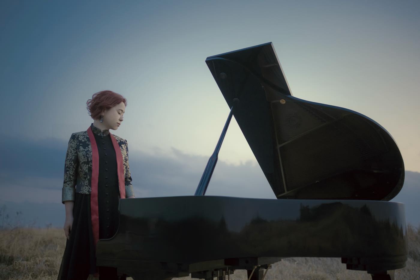 梶浦由記、FictionJunctionの新曲「black rose」配信リリース決定