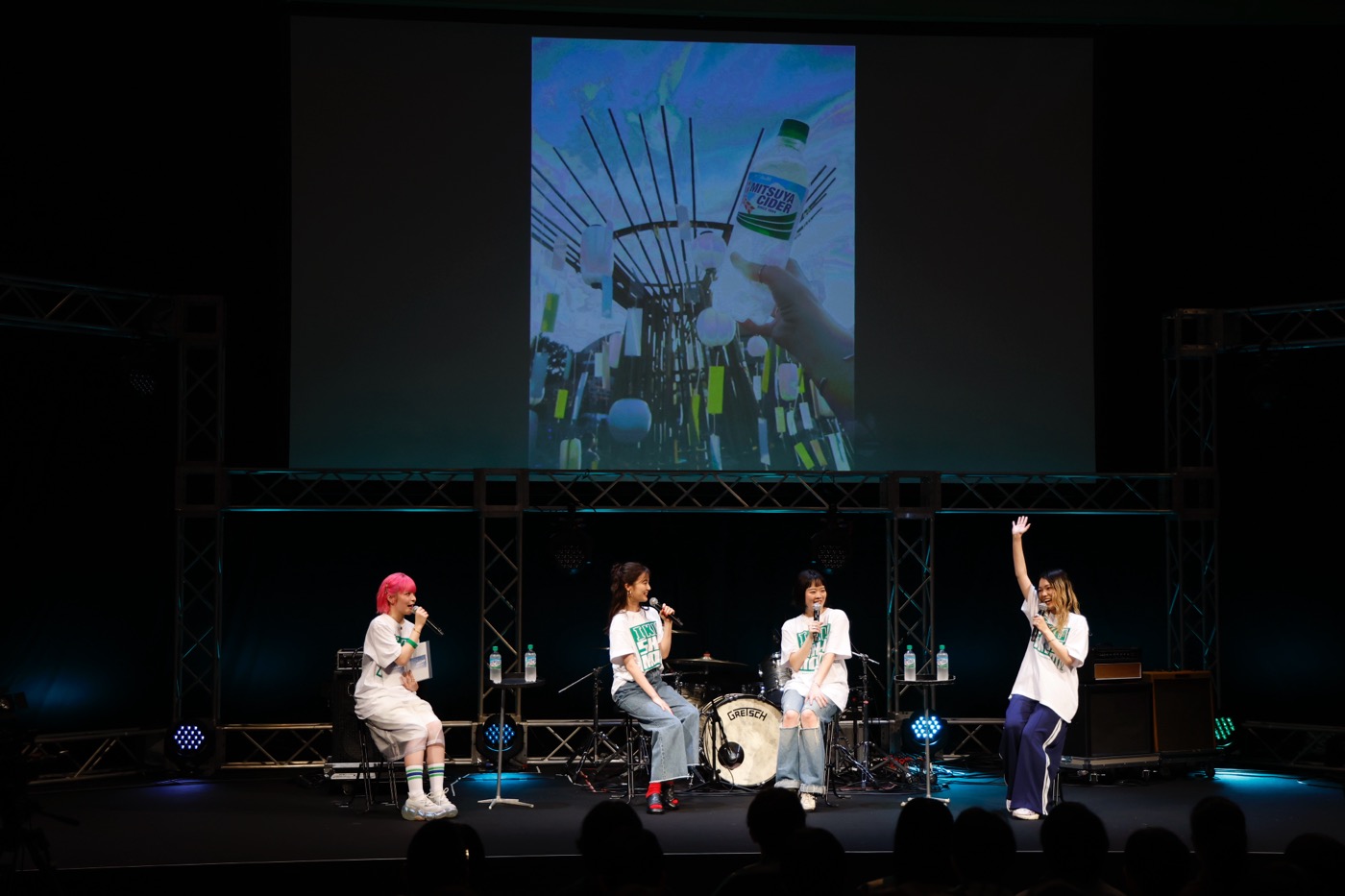 【レポート】生田絵梨花×SHISHAMO、“IKUSHAMO”として「明日も(IKUSHAMO Ver.)」を初披露 - 画像一覧（14/29）