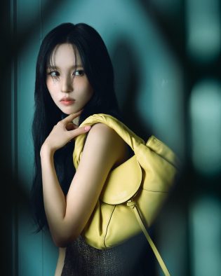 TWICE MINAが出演！フェンディ新作バッグ発売記念スペシャルムービー公開