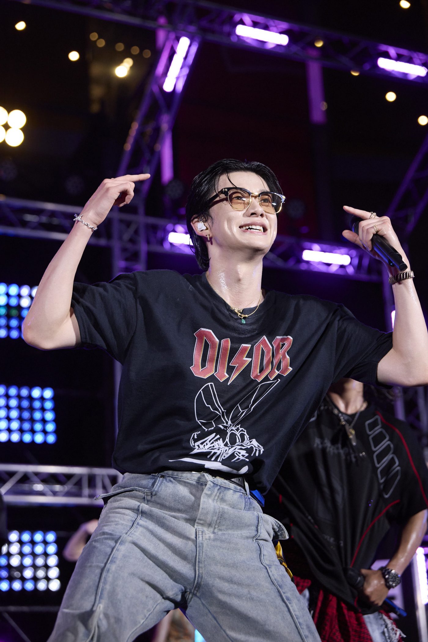 【ライブレポート】BUDDiiS『コカ･コーラ SUMMER FES 音楽LIVE』に3年連続出演！熱いセトリでファンを魅了 - 画像一覧（7/12）