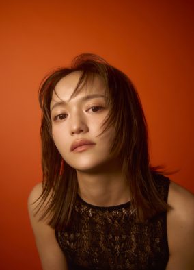 iri、書き下ろしの新曲「CUBE」がABEMA恋リア番組『Girl or Lady Season2』主題歌に決定