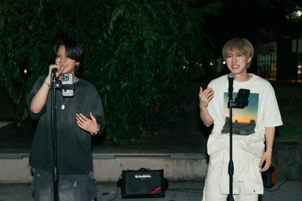 【ライブレポート】INI尾崎匠海＆藤牧京介が全国各地で路上ライブを開催！「直接声を届けたい」