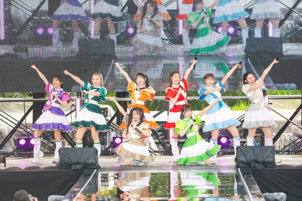 【ライブレポート】私立恵比寿中学、8人新体制初となる夏の恒例野外ワンマンライブ『FAMIEN 2025』を山中湖で開催