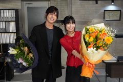 岩田剛典主演ドラマ『DOCTOR PRICE』クランクアップ時のコメント＆写真公開