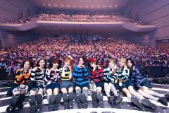 【ライブレポート】NiziU“自身最多公演数”となる初のホールツアーが開幕！ニューアルバム収録曲もいち早く披露