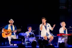 【ライブレポート】TUBE、通算36回目の“夏祭り”ライブの詳細レポートが到着！WOWOWでの放送・配信迫る