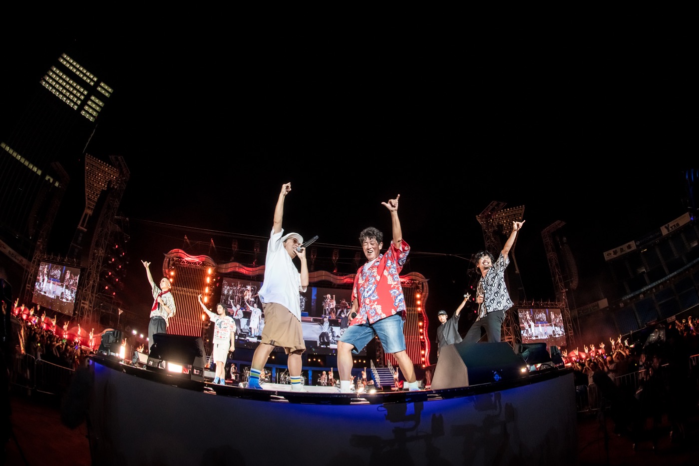 【ライブレポート】TUBE、通算36回目の“夏祭り”ライブの詳細レポートが到着！WOWOWでの放送・配信迫る - 画像一覧（4/15）