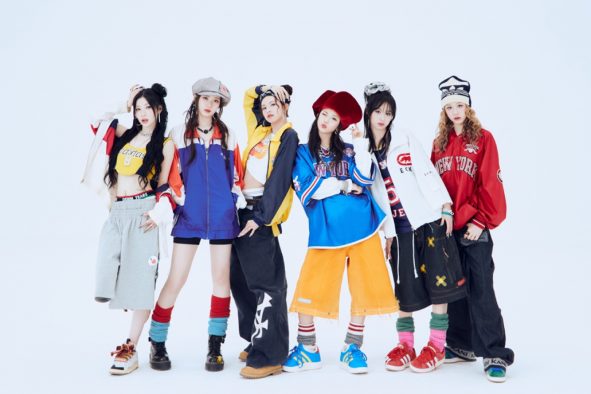 BABYMONSTERミニアルバム『WE GO UP』ポストカード/キーリングver.の予約販売開始