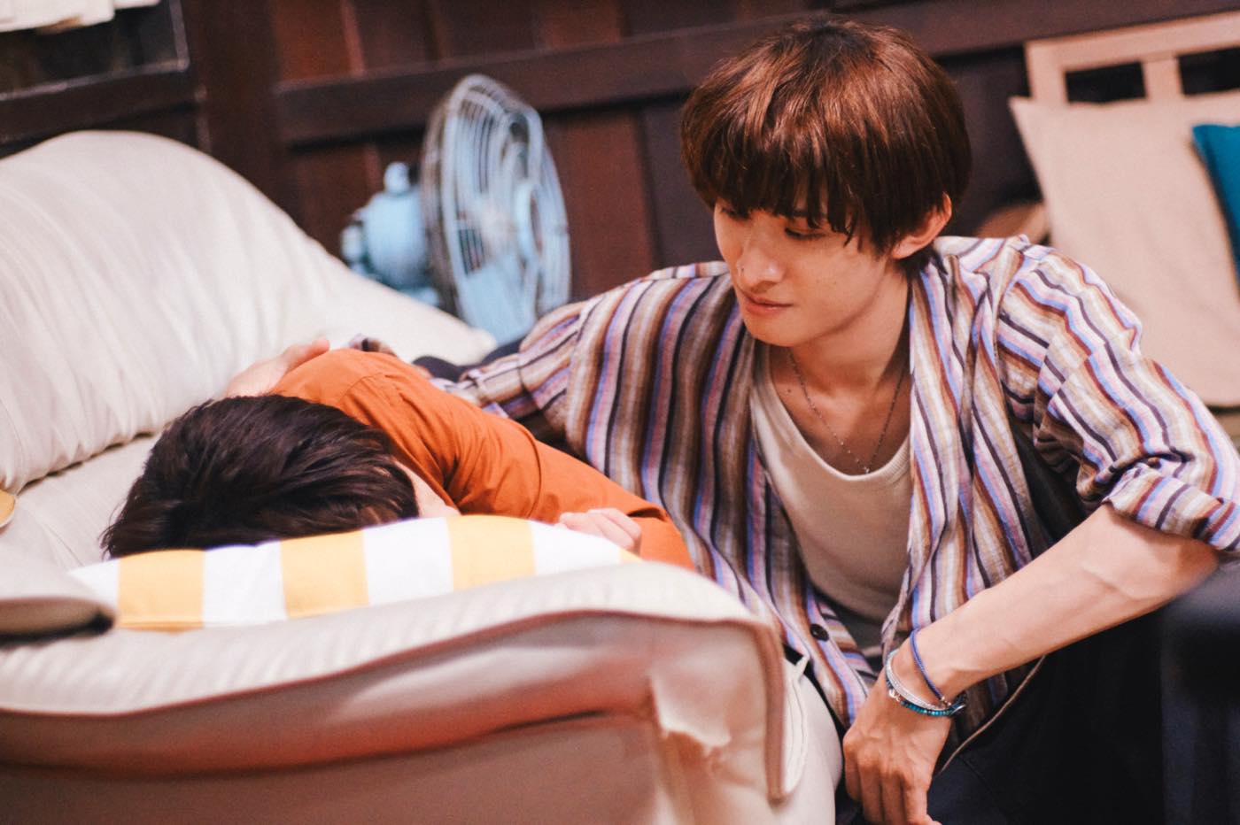 森崎ウィン×向井康二（Snow Man）が魅力を語る！映画『（LOVE SONG）』撮影現場特別インタビュー映像解禁 - 画像一覧（5/5）