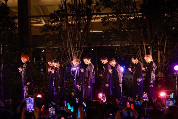 【レポート】超特急、MV撮影地で“猫”を感じさせるライブ開催！最後には会場から逃走