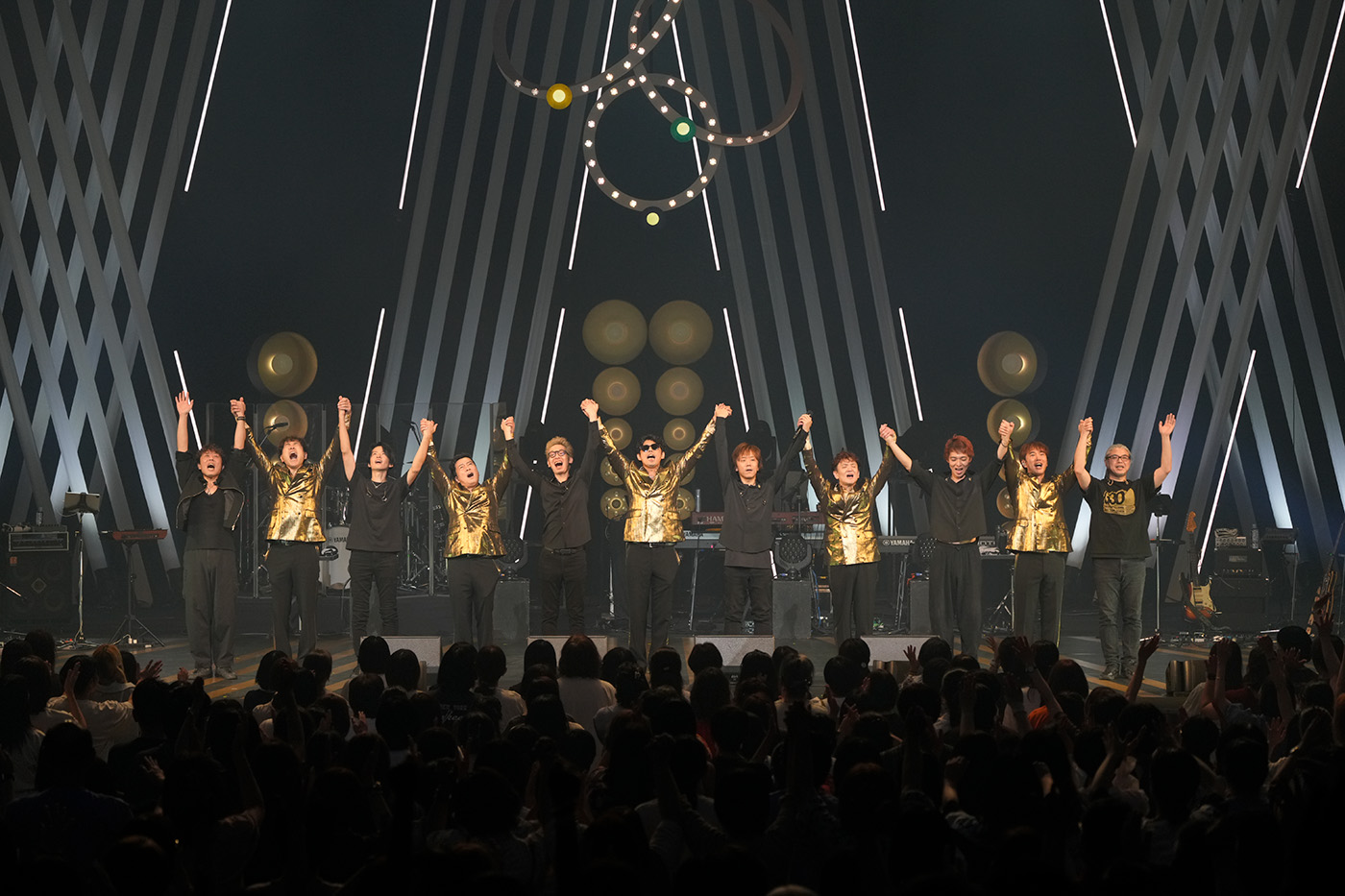 【ライブレポート】ゴスペラーズ、全51公演におよぶ全国ライブツアー完走！千穐楽・沖縄公演にはAnlyがサプライズ出演