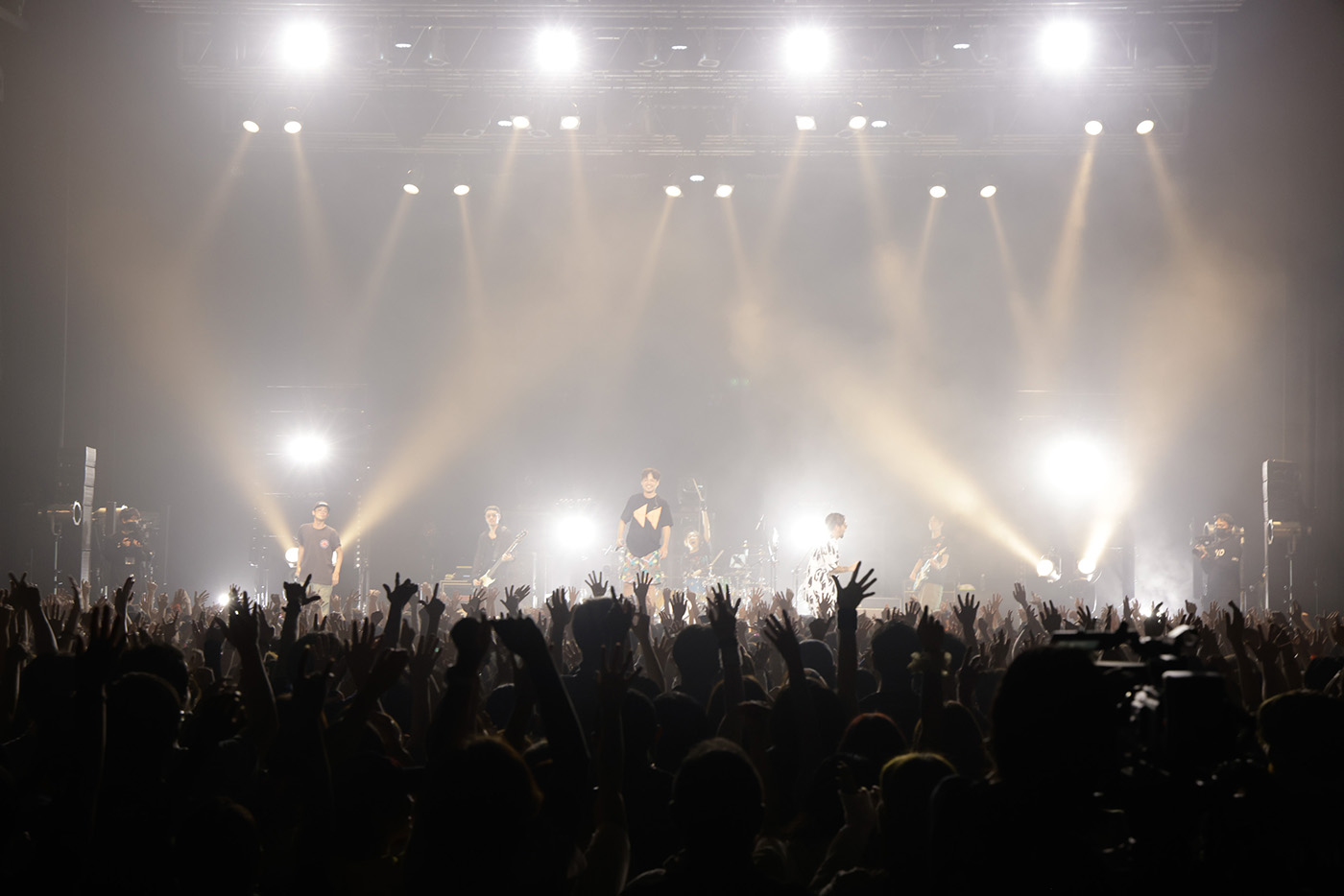 【ライブレポート】ORANGE RANGE、約6年ぶりのアルバム再現ツアー『RWD← SCREAM 025』完走！大熱狂の一夜を形作る