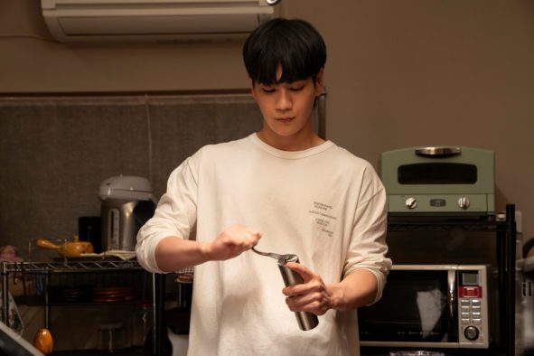 JO1豆原一成、映画で祖母（市毛良枝）にコーヒーを振る舞う！「コーヒーってすごい豊かな味になるんだよ」
