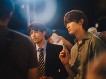 森崎ウィンとSnow Man向井康二がじゃれあう、映画『（LOVE SONG）』メイキング映像公開