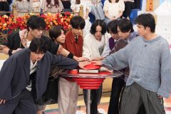 timeleszが最強王者と思い出の曲で早押しイントロクイズ対決！『timeleszファミリア』今夜放送