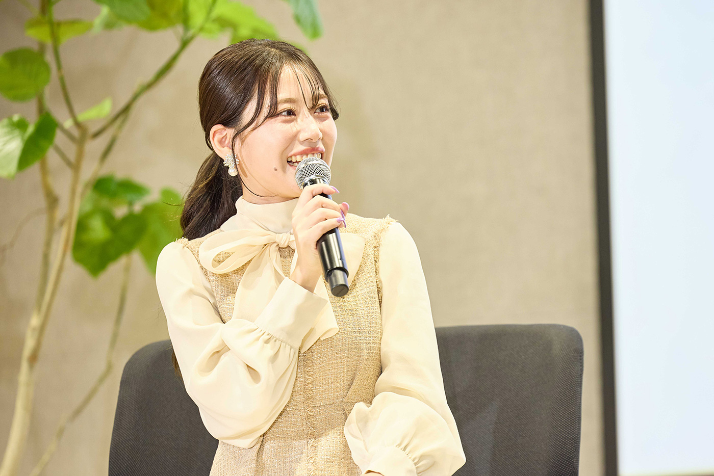 『B-side Talk~心の健康ケアしてる?』MC 奥津マリリ(フィロソフィーのダンス)