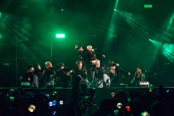 【ライブレポート】INI、『LIVE AZUMA 2025』初出演！新旧織り交ぜた多彩なセットリストと熱量で観客を巻き込む圧巻のステージを披露