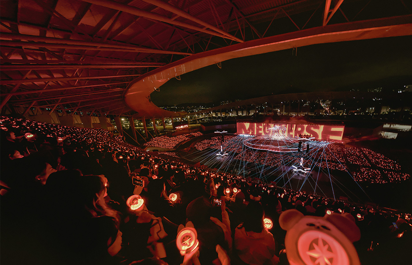 Stray Kids World Tour＜dominATE：celebrATE＞