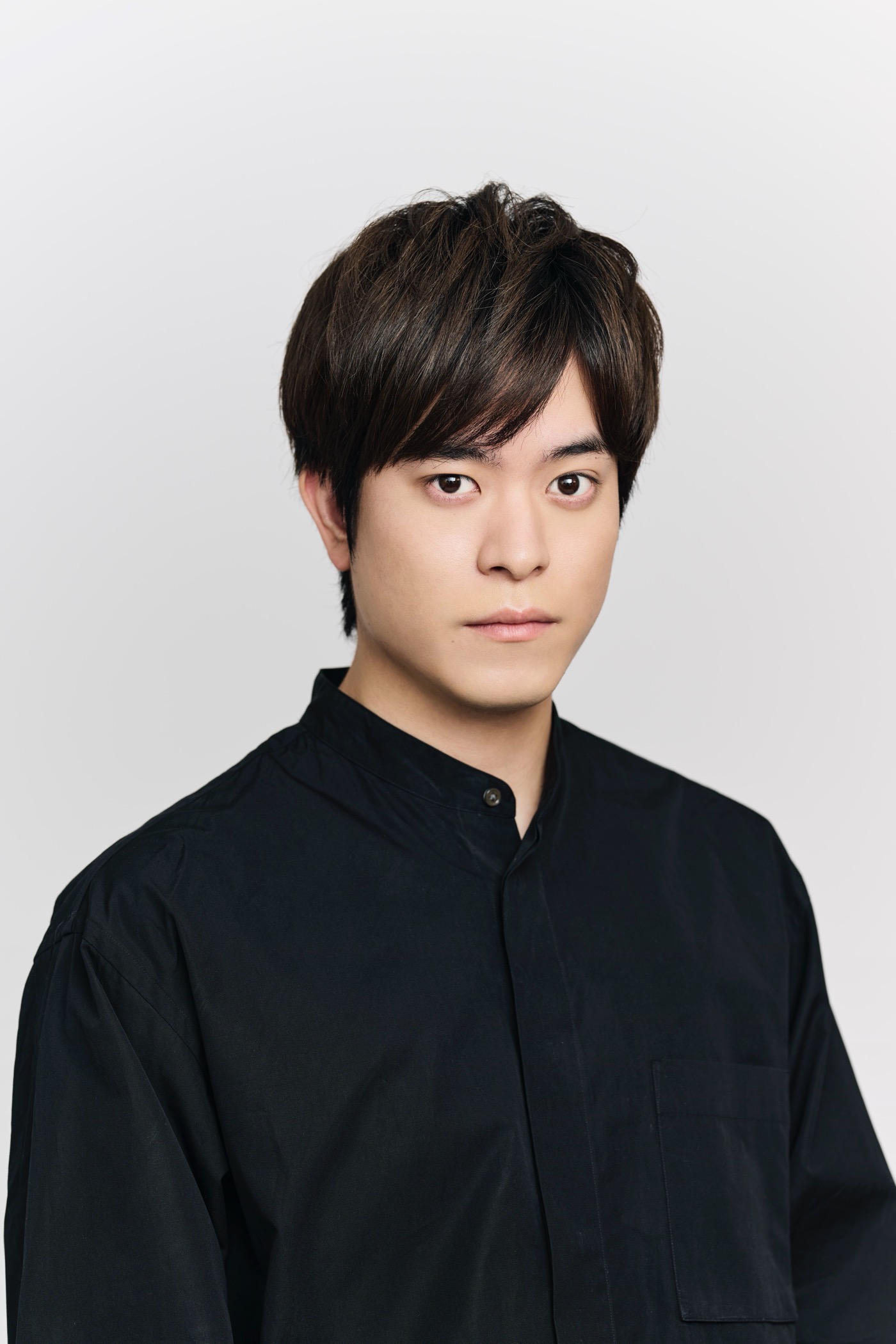 稲垣吾郎が“大人げない喜劇俳優”を演じる傑作ラブコメディ『プレゼント・ラフター』上演決定 - 画像一覧（3/10）