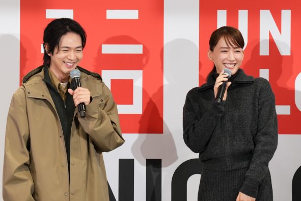 【レポート】綾瀬はるか＆松下洸平、UNIQLO UMEDAの魅力を体感！スペシャルトークショーに登場