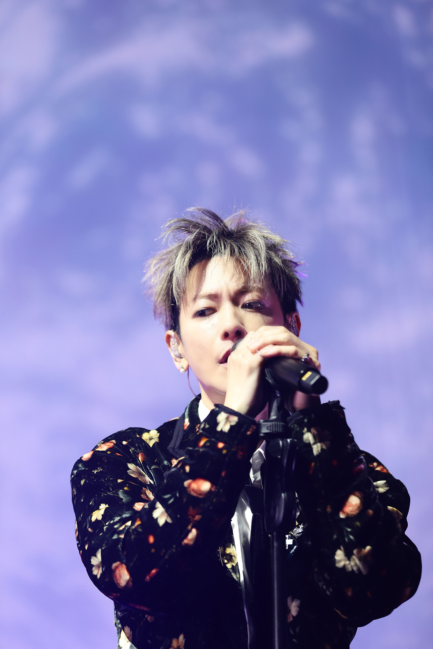 【ライブレポート】佐藤健、『グラスハート』の劇中バンド・TENBLANKのボーカルとしての初の単独アジアツアーが開幕 - 画像一覧（1/15）