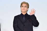 【レポート】岩田剛典、映画『金髪』舞台挨拶に登壇「今日のためだけに髪の毛を金髪にしてきました！…ウソです」 - 画像一覧（3/5）