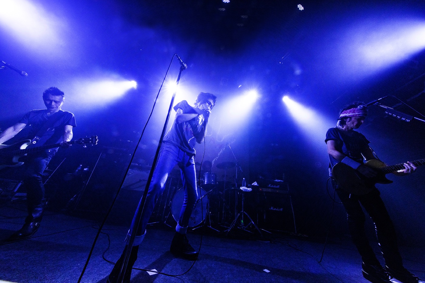 【ライブレポート】ザ・クロマニヨンズの全国ツアーが開幕！「鹿児島、初日最高だー！」（甲本ヒロト）