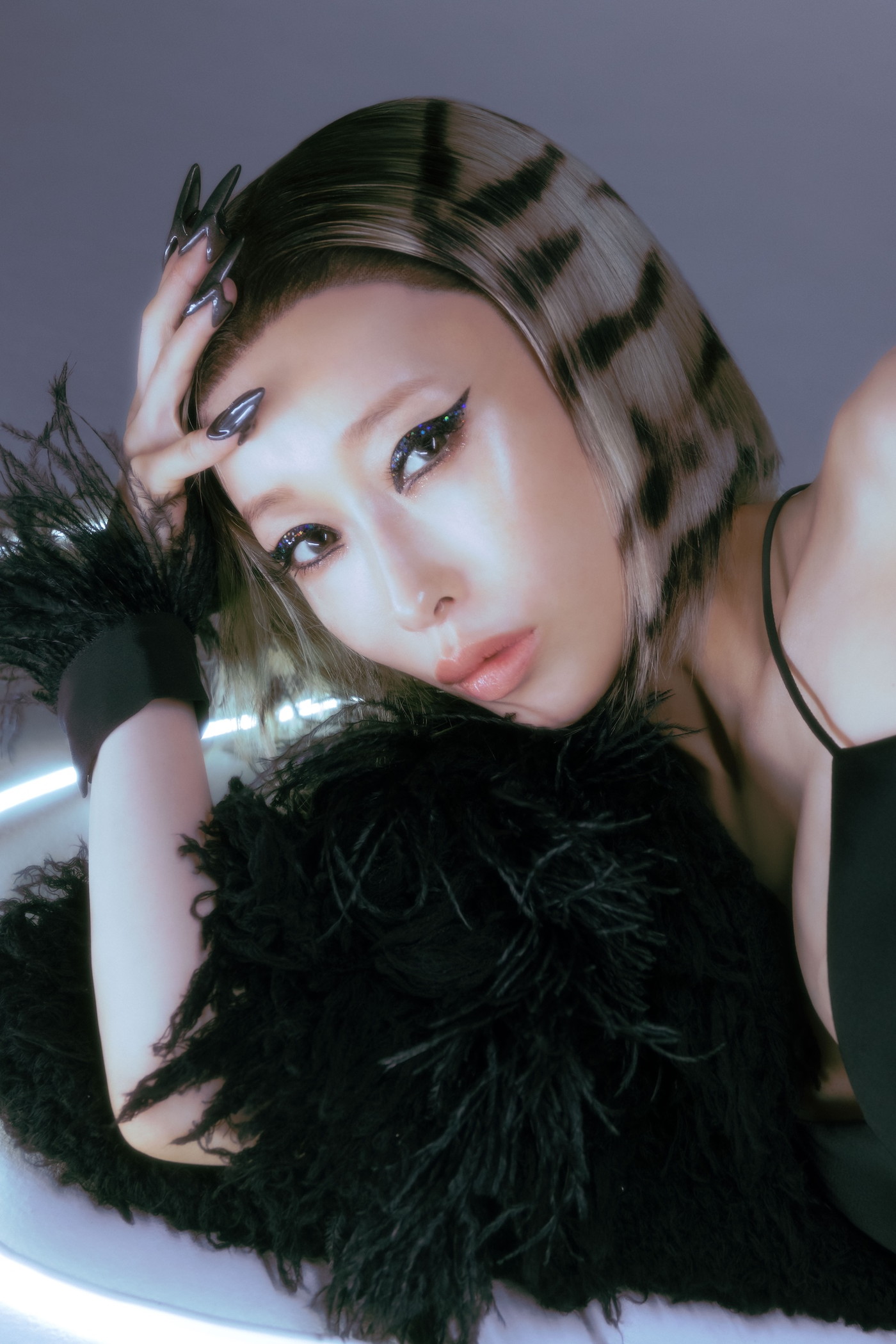 加藤ミリヤ新曲「One Last Kiss」リリース！第三子出産後初のMV出演も公開 - 画像一覧（1/3）