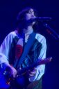 のん上越初ライブ写真公開！「本当にすごい」「まじでカッコ良かった」個性的なステージコーデにも反響 - 画像一覧（4/6）