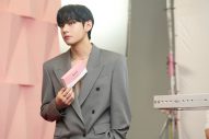 BTS V、“Yunth（ユンス）”新CMで「もっと近づいて」。撮影の最後には「完璧です！」 - 画像一覧（8/9）